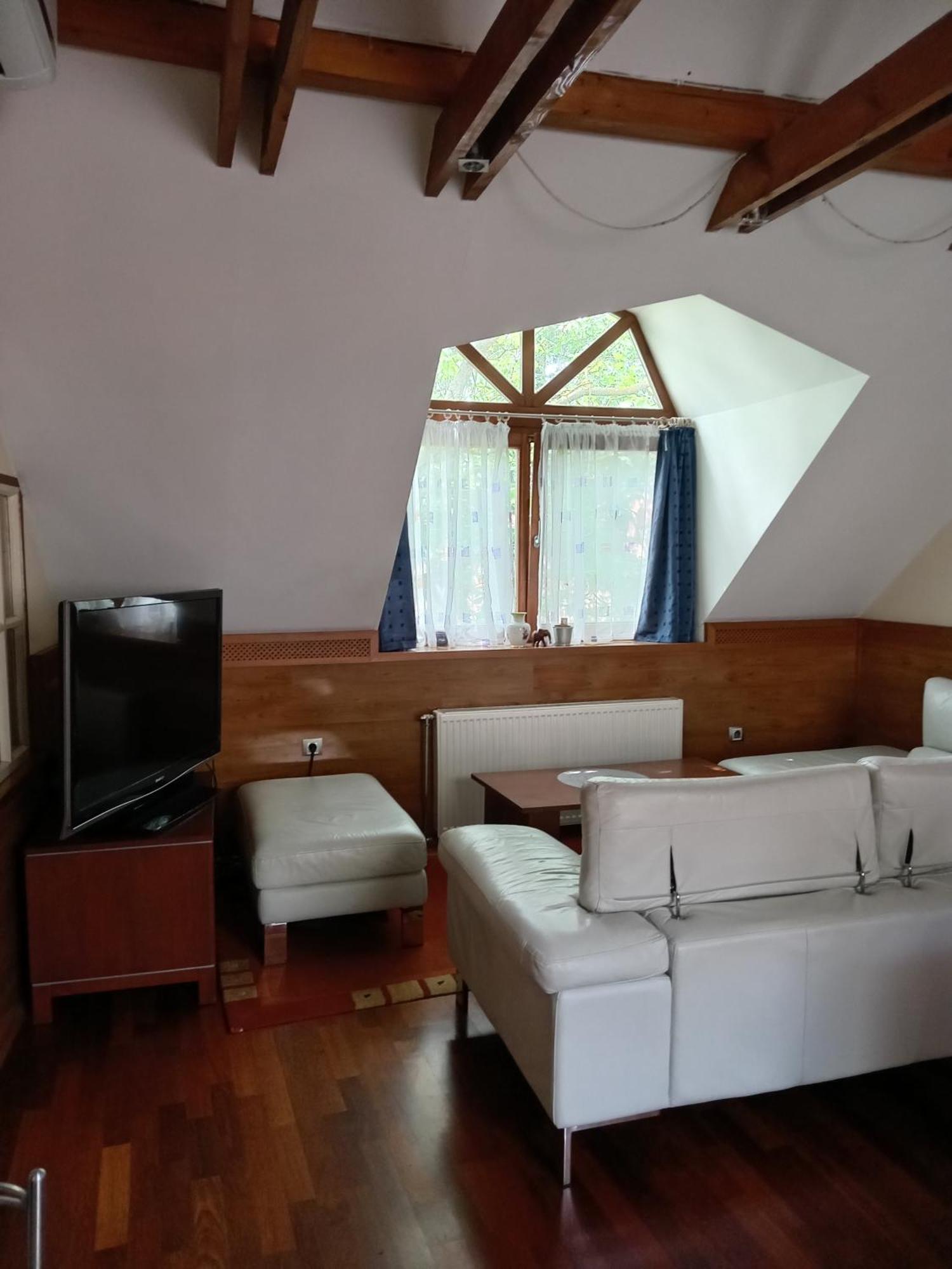 Galeria Villa Veszprém Eksteriør bilde