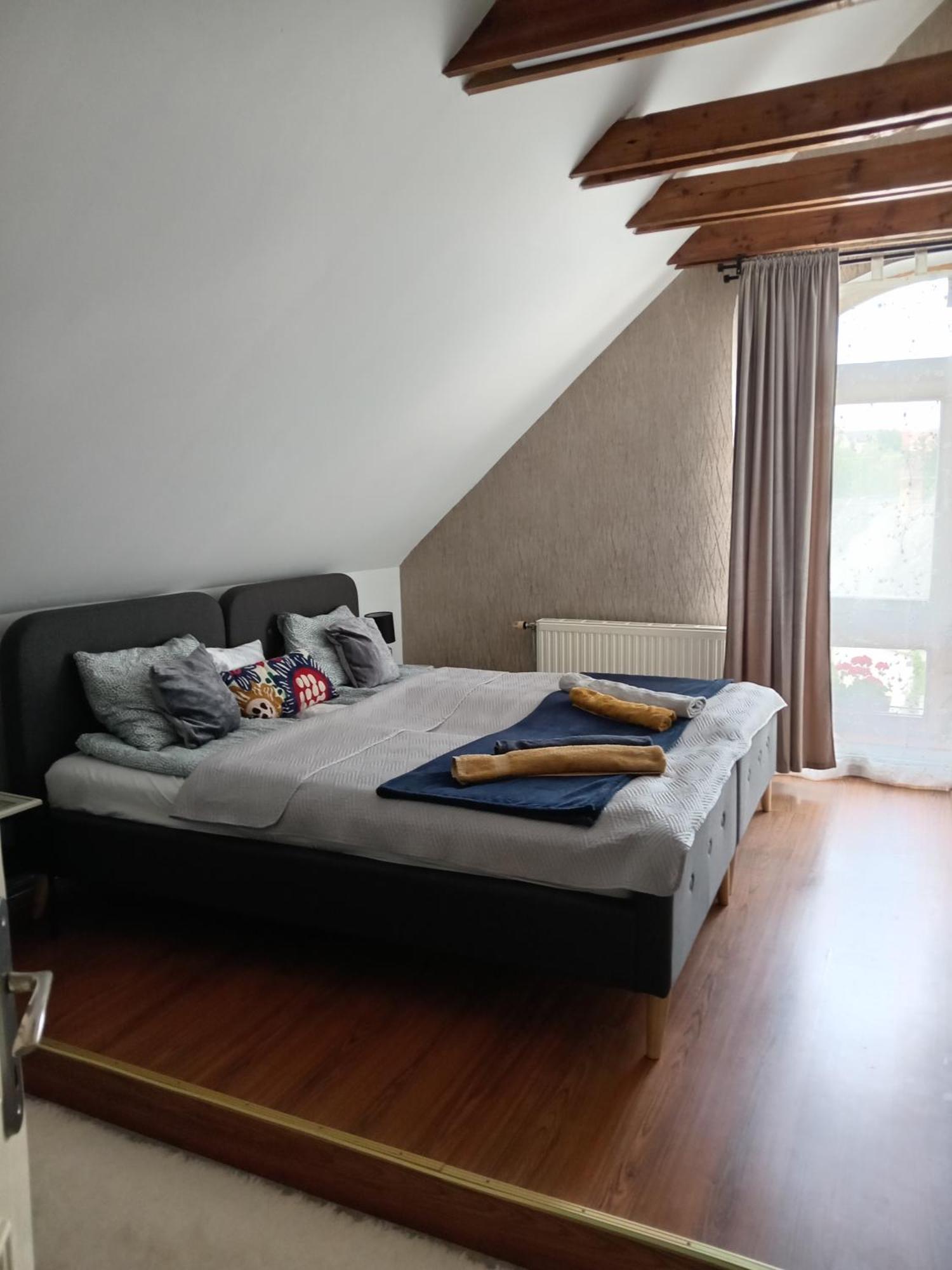 Galeria Villa Veszprém Eksteriør bilde